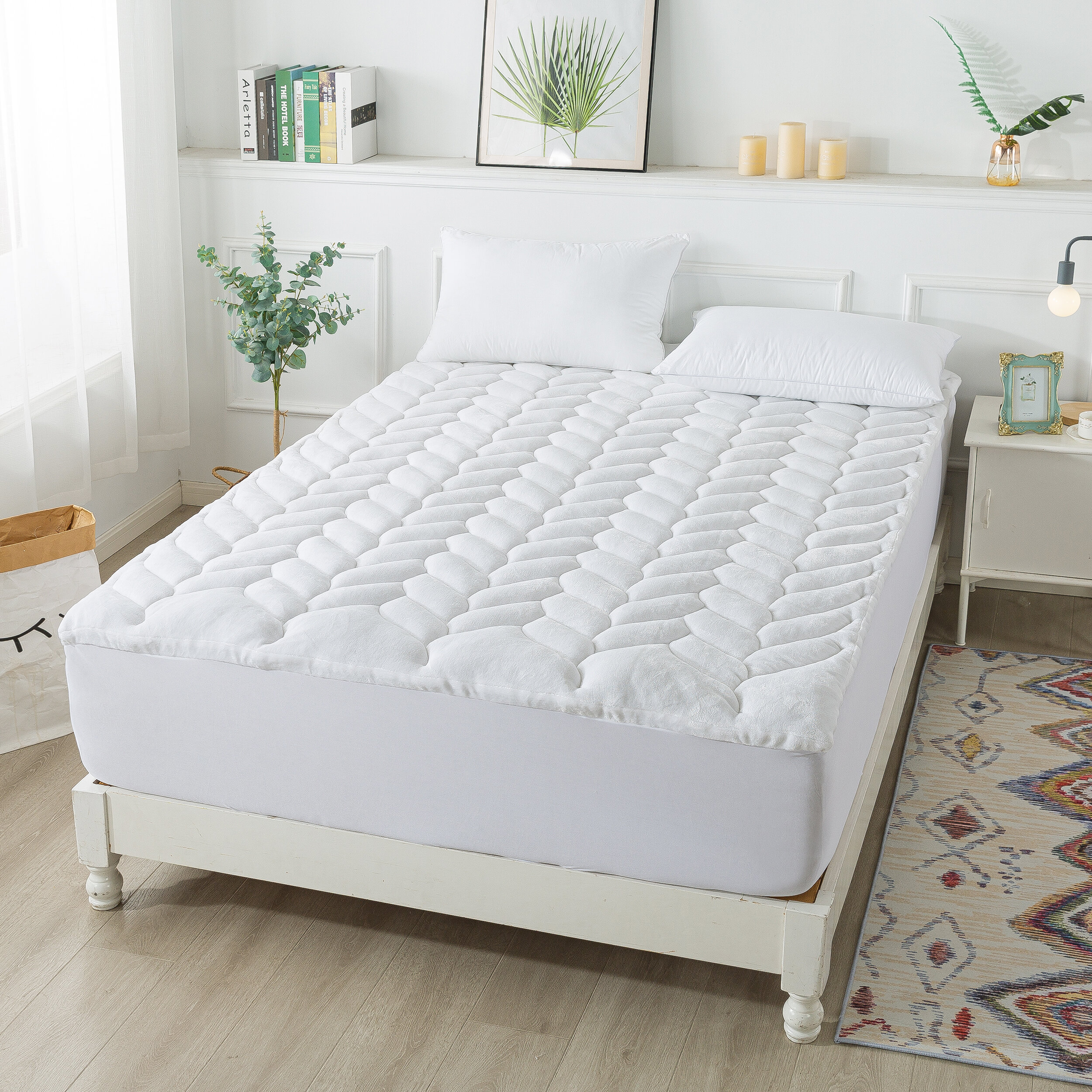 Waterproof high quality mattress pad by Waverly KING